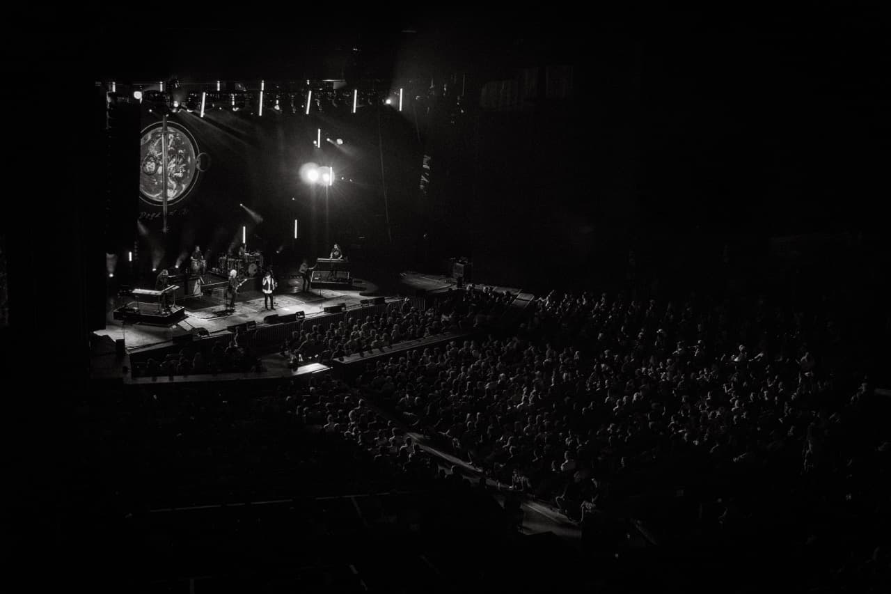 Toto — 17
